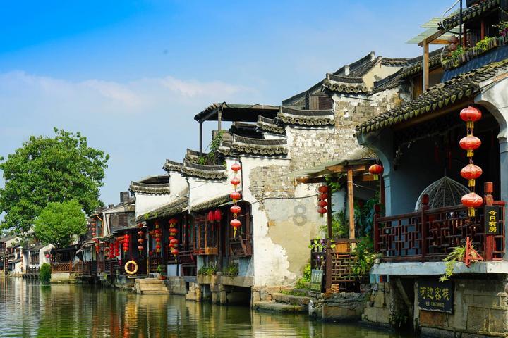 开网店需要什么技术，需要什么条件，货源一般哪里找，直接去厂里吗，需要自己做网页吗，一个人忙的过来吗游戏画面